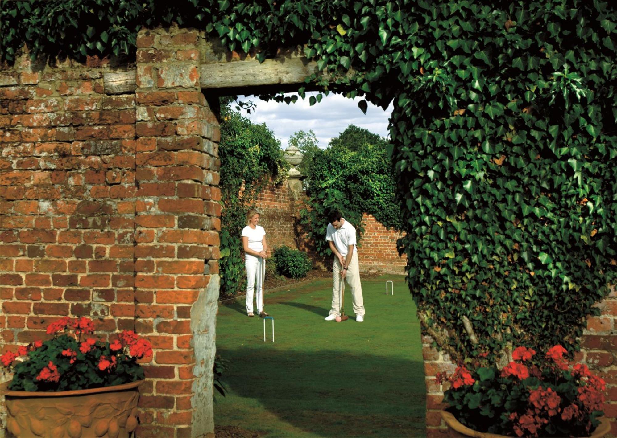 Four Seasons Hotel Hampshire Winchfield Exterior foto